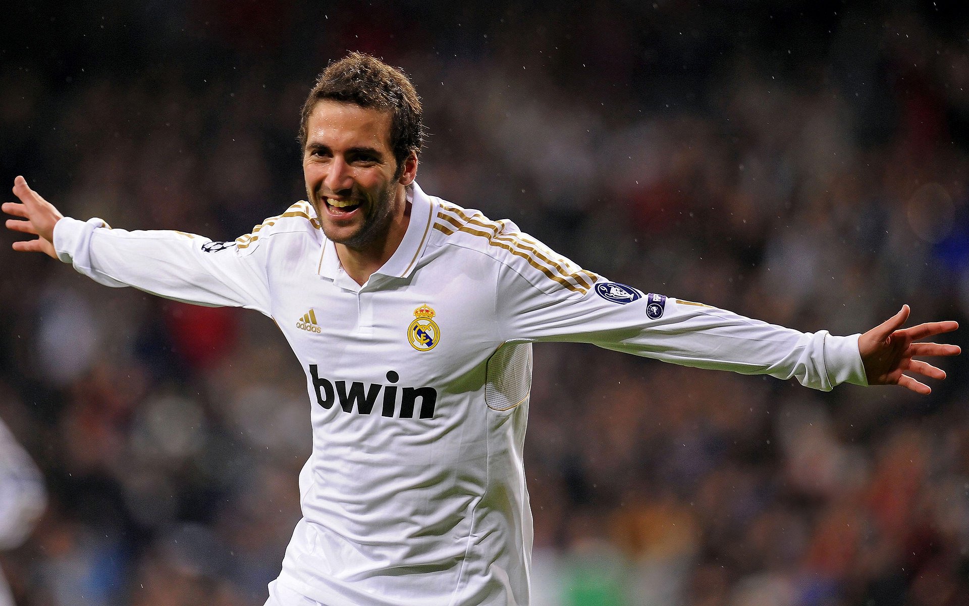 中国高尔夫球协会推动赛事国际化进程，中国高尔夫协会正式成立时间