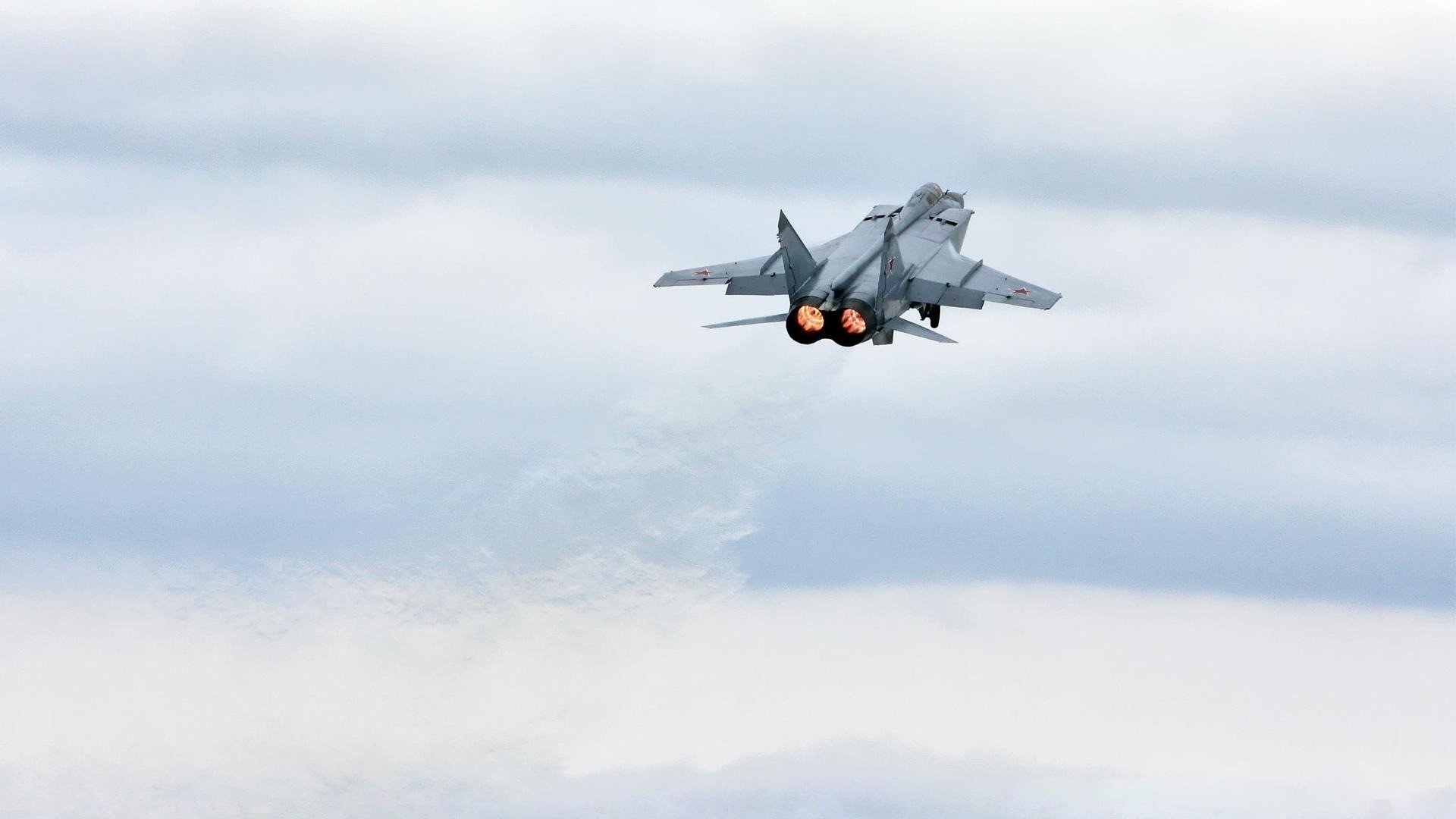 kaiyun体育综合-斯特拉斯堡主场客场失利，遭遇失败，斯特拉斯堡队