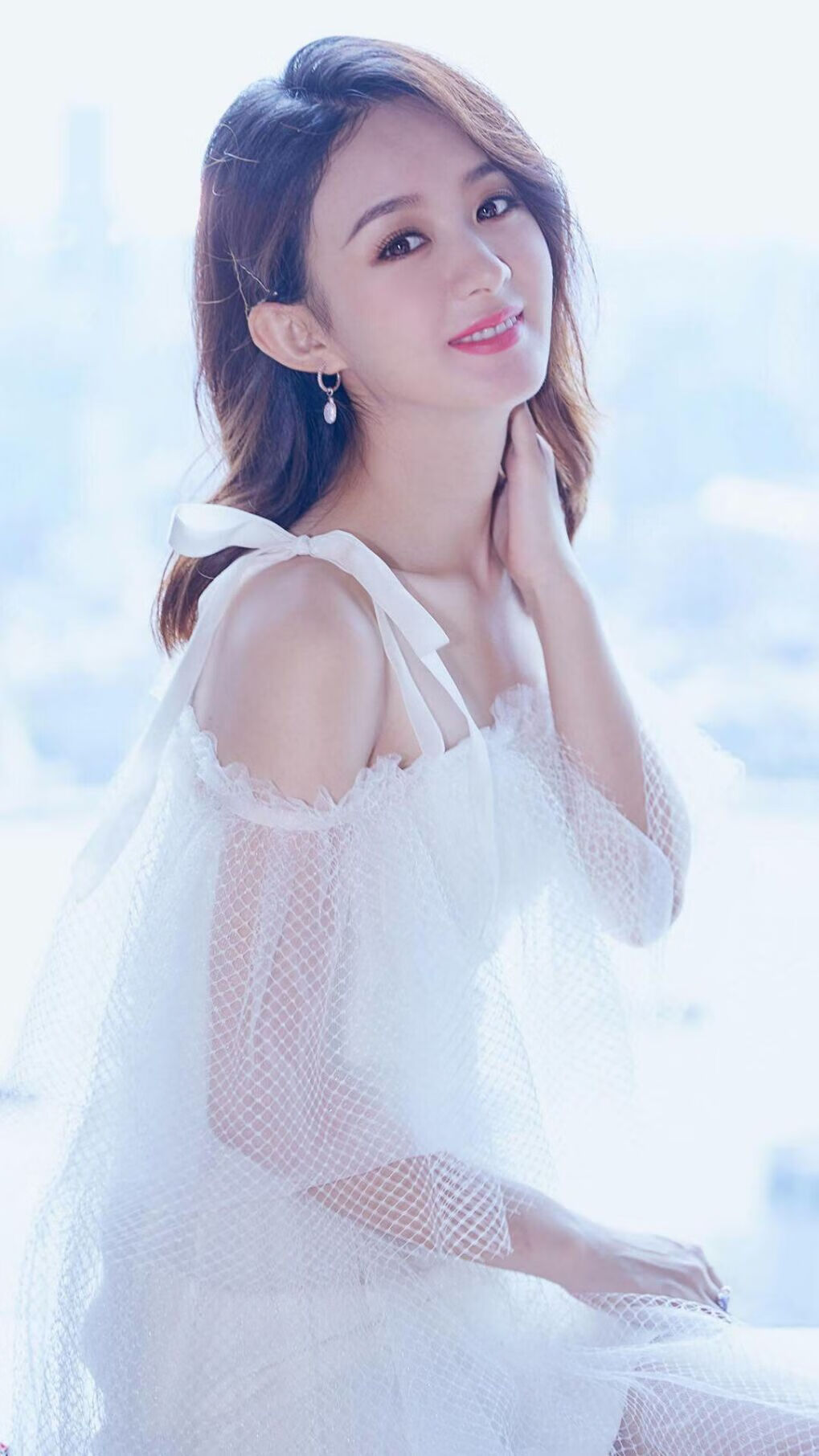 江汉南路主场平局，积分榜前三位置牢不可破，江汉路附近球场