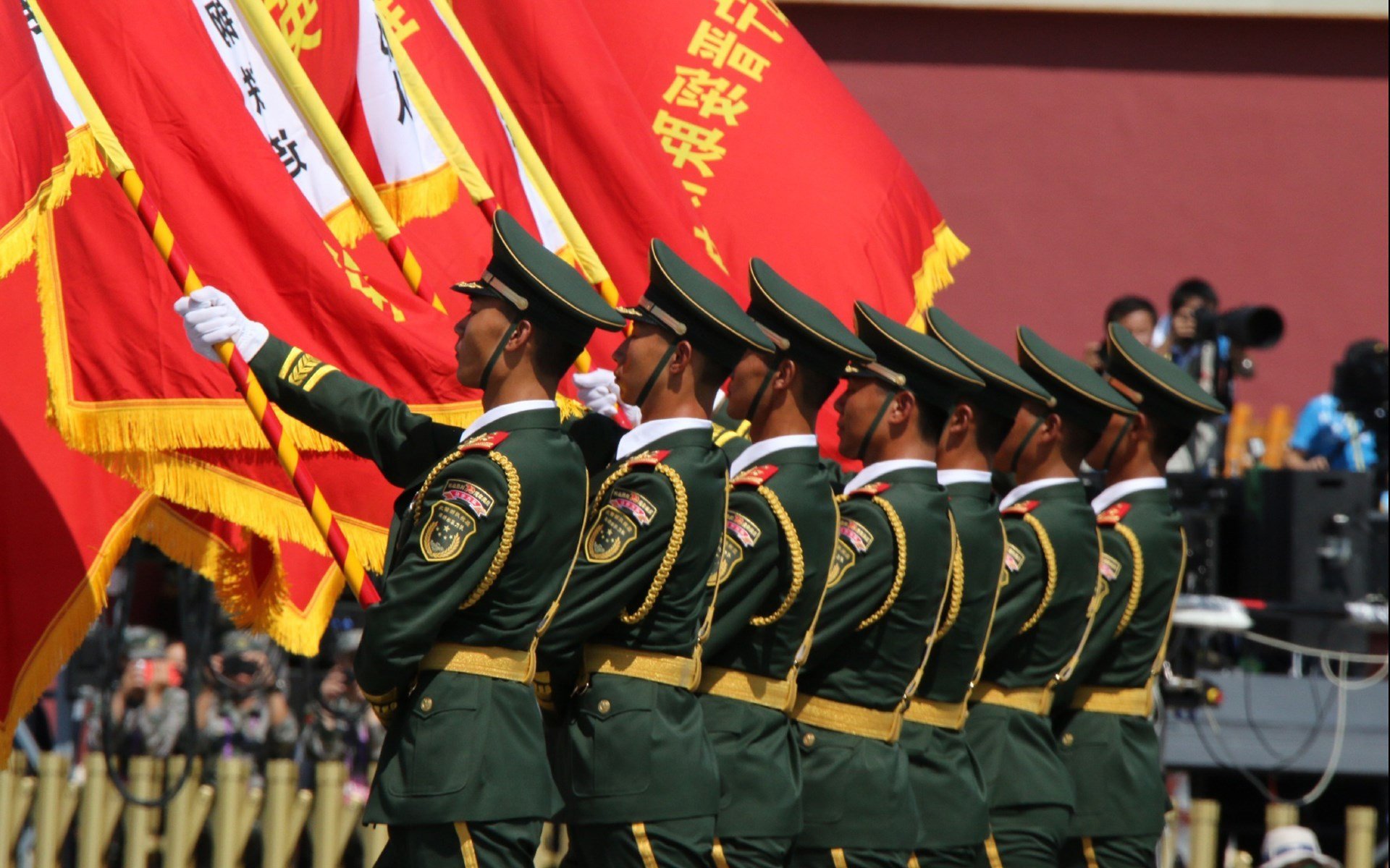 开云网页版-青岛男篮球员训练状态保持良好，青岛男篮领队及队员