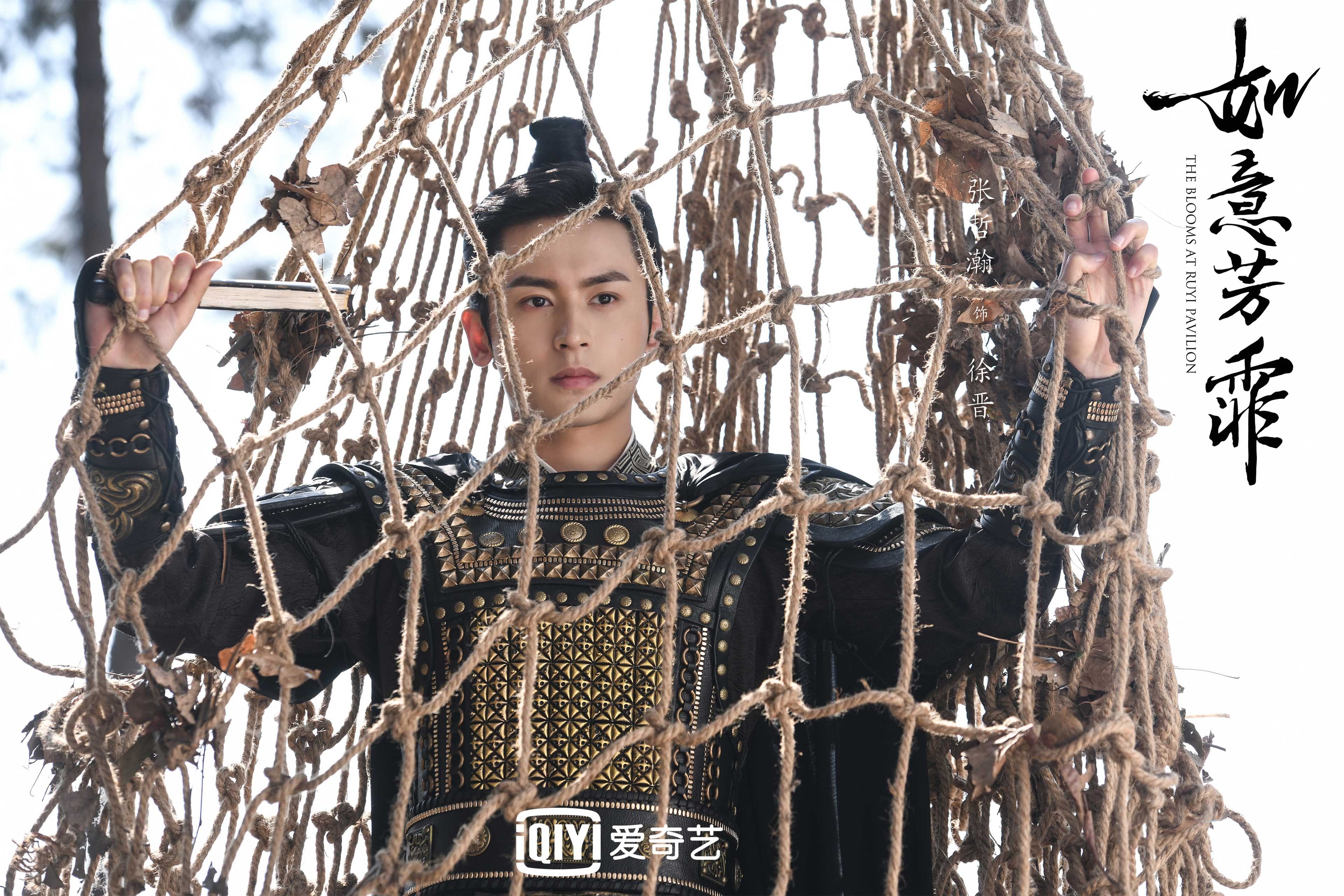 开云·体育官网-后场篮板球是否应该由控卫处理启动，后场篮板和前场篮板的区别